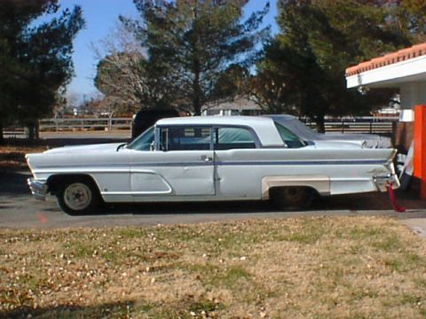 1960 Lincoln Premiere photo