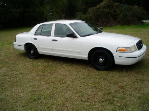 2000 Ford Crown Victoria - right side