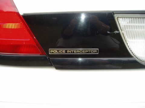 2000 Ford Crown Victoria - tag