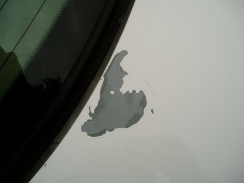 2000 Ford Crown Victoria - paint issue on trunk from antenna