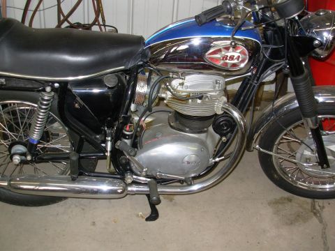 1968 BSA Lightning - Side view of a BSA motorcycle, showing its engine, exhaust, and suspension details.