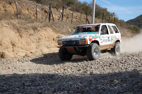 1992 Ford Explorer “chupakabras”