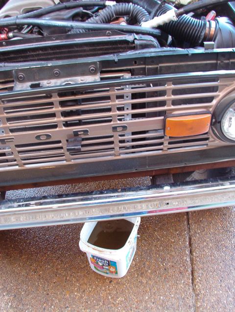 1975 Ford Bronco - After the heater core blew out, this is what came out of the radiator. For the reason it happened, read [url=http://www.fourdoorbronco.com/…