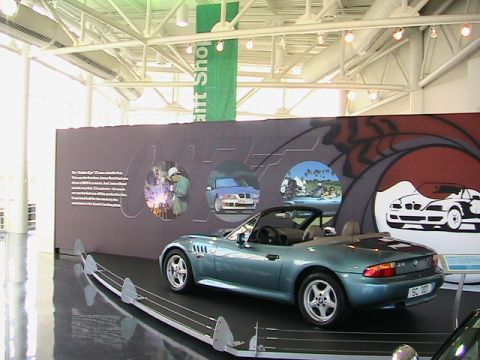 2007 BMW 8 Series - The actual 007 Z3