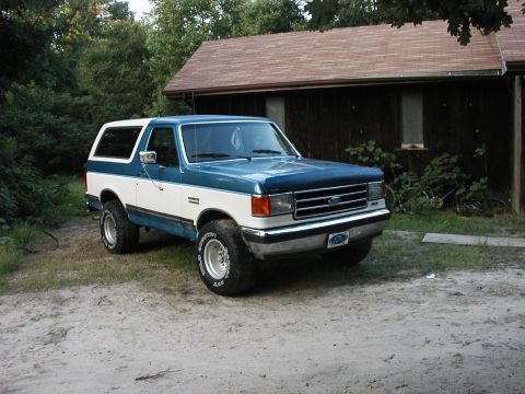 1990 Ford Bronco photo