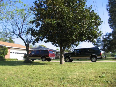 1995 Ford C-350 (Centurion Conversions) “white”