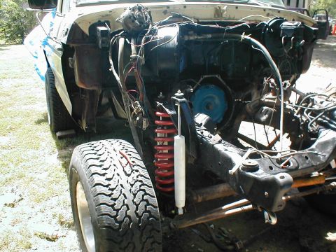 1979 Ford Bronco - i finally got the quad shocks