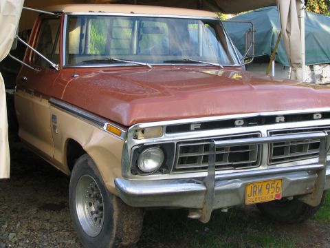 1983 Ford Bronco - $100