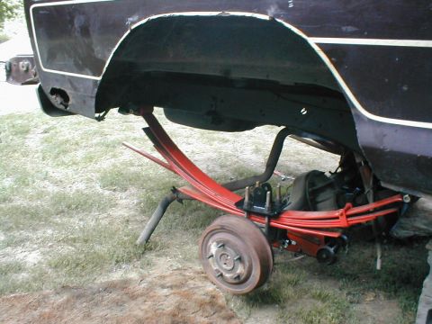 1979 Ford Bronco - no shocks and at full drop