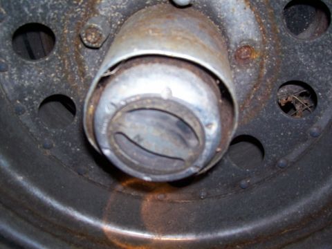 1985 Ford Bronco - This photo shows a wheel hub and locking mechanism, not a 1985 Ford Bronco.