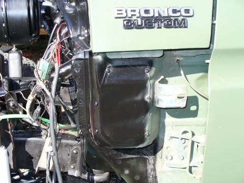 1978 Ford Bronco - access to cowl