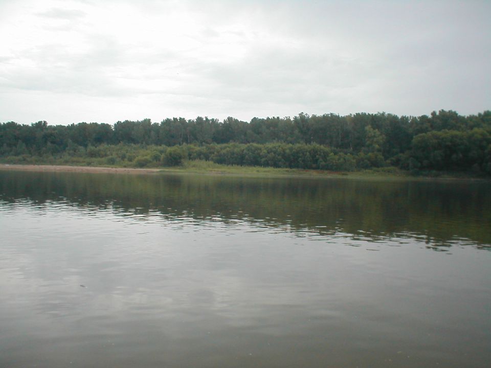 well it is as ready to wheel as it gets until i get the D60s so i went to the river boat ramp with a friend...