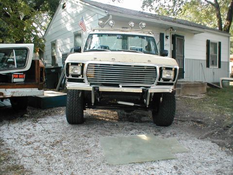 1979 Ford Bronco - low angle shot