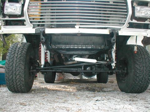 1979 Ford Bronco - right up on it, but still not the shot i think we need