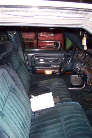 1990 Ford Crown Victoria LTD - Photo took by the seller - Interior