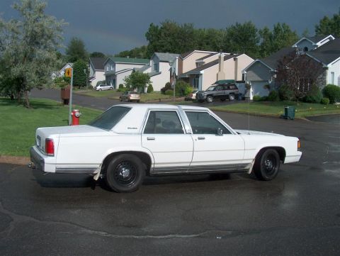 1990 Ford Crown Victoria LTD - Double exhaust - Stock for 5.0