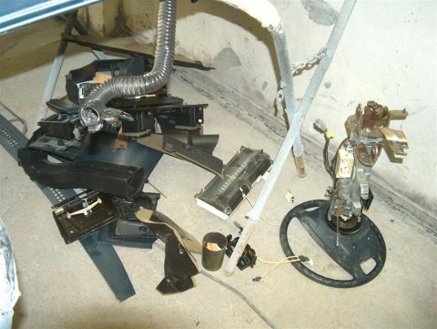 1990 Ford LTD Crown Victoria - Dash removed