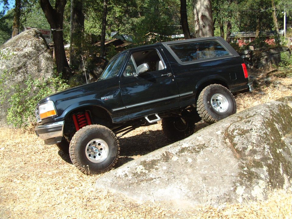 1996 Ford Bronco “e-man”
