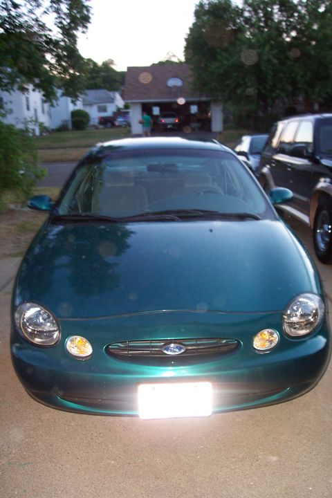 1998 Ford Taurus - another pre-fogs pic