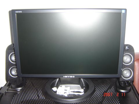 1993 Ford Bronco - A computer monitor and speakers are set up on a desk, with a date stamp indicating 2007.
