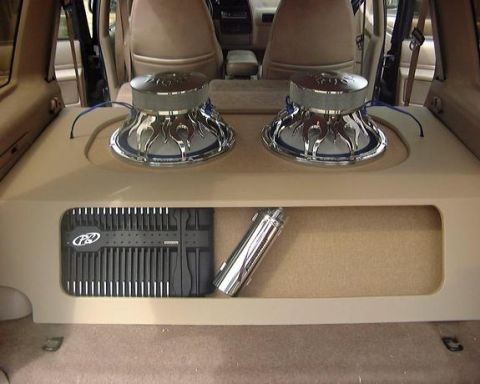 1998 Ford Taurus - these will be my new subs (upgrading from a 10" infinity)....2 Audiobahn 1208Q's with the flame baskets