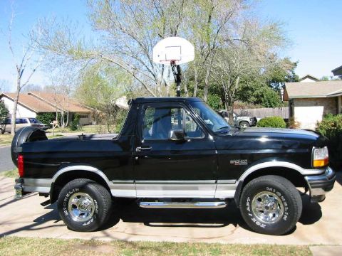 1995 Ford Bronco photo