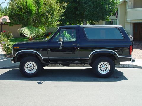 1986 Ford Bronco photo