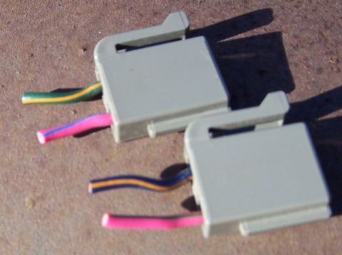 1990 Ford Bronco - Rear speaker wires