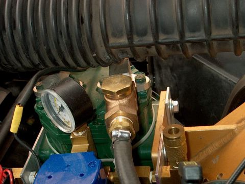 1996 Ford Bronco - Passenger side view of air manifold, close up and from top.