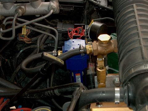 1996 Ford Bronco - Passenger side view of air manifold.