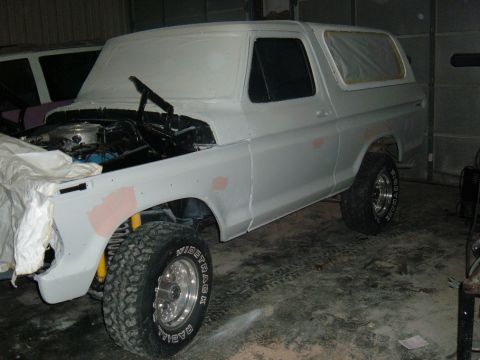 1978 Ford Bronco - This 1978 Ford Bronco is in primer and appears to be undergoing preparation for a new paint job.