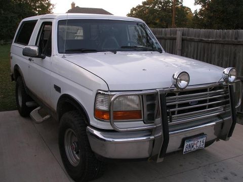 1992 Ford Bronco photo