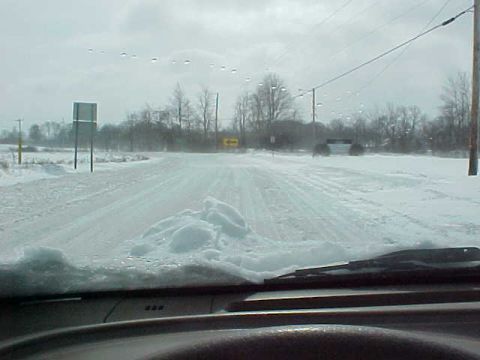 1995 Ford Taurus - Turn 1 of the S-turns on OH43 near hartville (heading South)