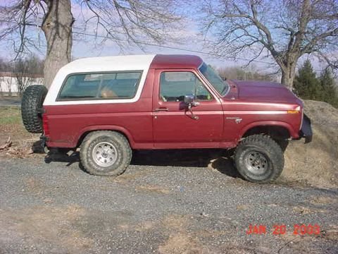1980 Ford Bronco - well I had to take off the 3 in body lift and make it a 2 in lift due to delaware state laws and i cant beilve it but the 35s still dont rub