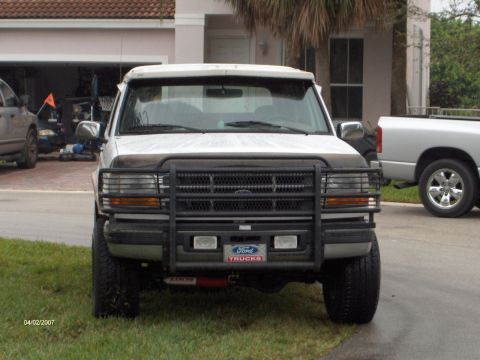 1996 Ford Bronco photo