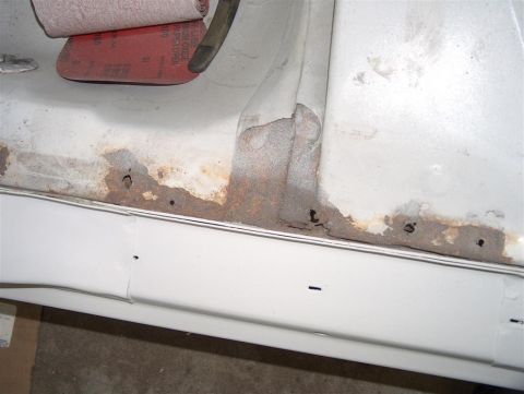1990 Ford LTD Crown Victoria - Very bad rust near the rear left door