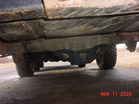 1980 Ford Bronco - here is a pic of the rear of the cover. very easy to install only took about 15 mins total (rear looking forward