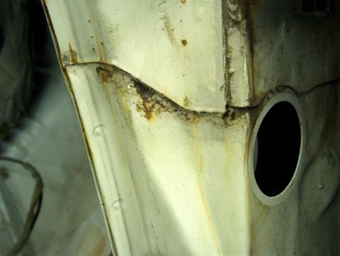 1990 Ford LTD Crown Victoria - Passenger side door hinges