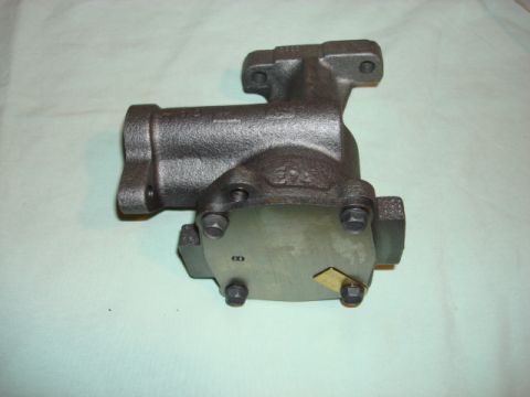 1983 Ford Bronco - here is the bottom of the new pump
