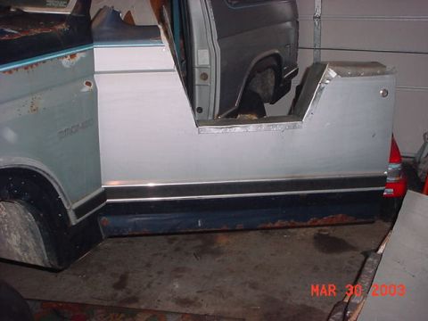 1980 Ford Bronco - This 1978 Ford Bronco shows significant rust and damage to its rear quarter panel.