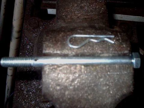 1984 Ford Bronco - drill hole thru 3.8"x3-1/2" bolt for key