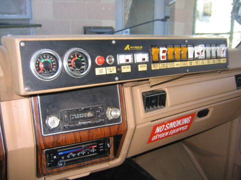 1984 Ford F-350 photo