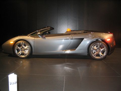 1993 Ford Taurus - A silver Lamborghini Gallardo Spyder is displayed at the Toronto International Auto Show 2007.