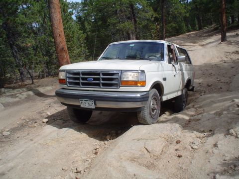 1992 Ford Bronco - Flexing a little bit...