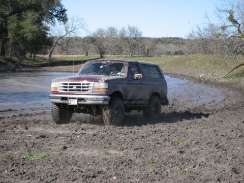 1986 Ford Bronco - Tommy Coming out of the tank