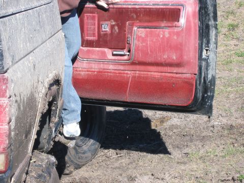 1986 Ford Bronco - you can see the water line on the pouch