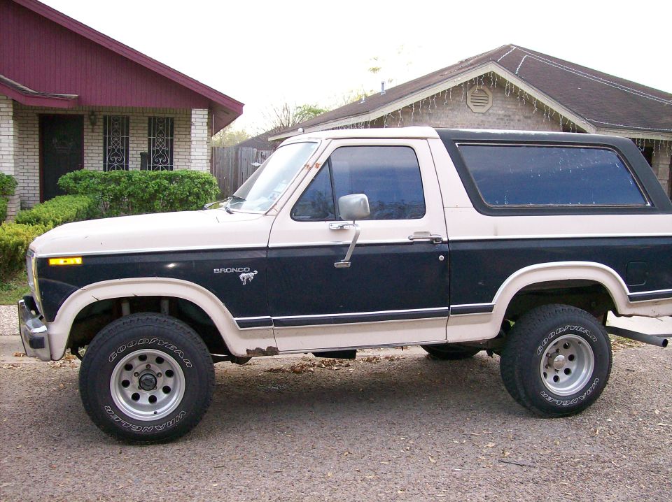 Side view of a 1981 Ford Bronco with two-tone paint