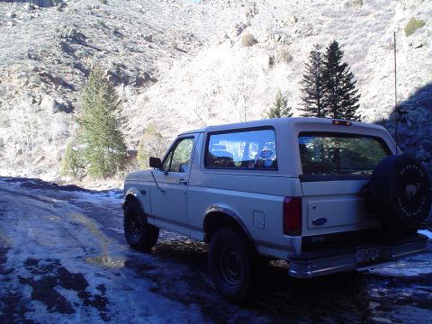 1992 Ford Bronco - Another shot with the new tires.