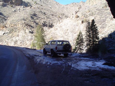 1992 Ford Bronco - Distance shot...