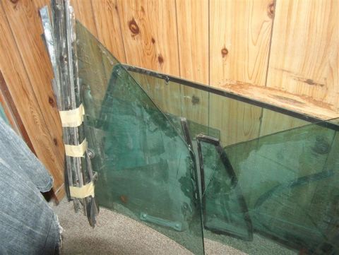 1990 Ford LTD Crown Victoria - All the glasses disassembled